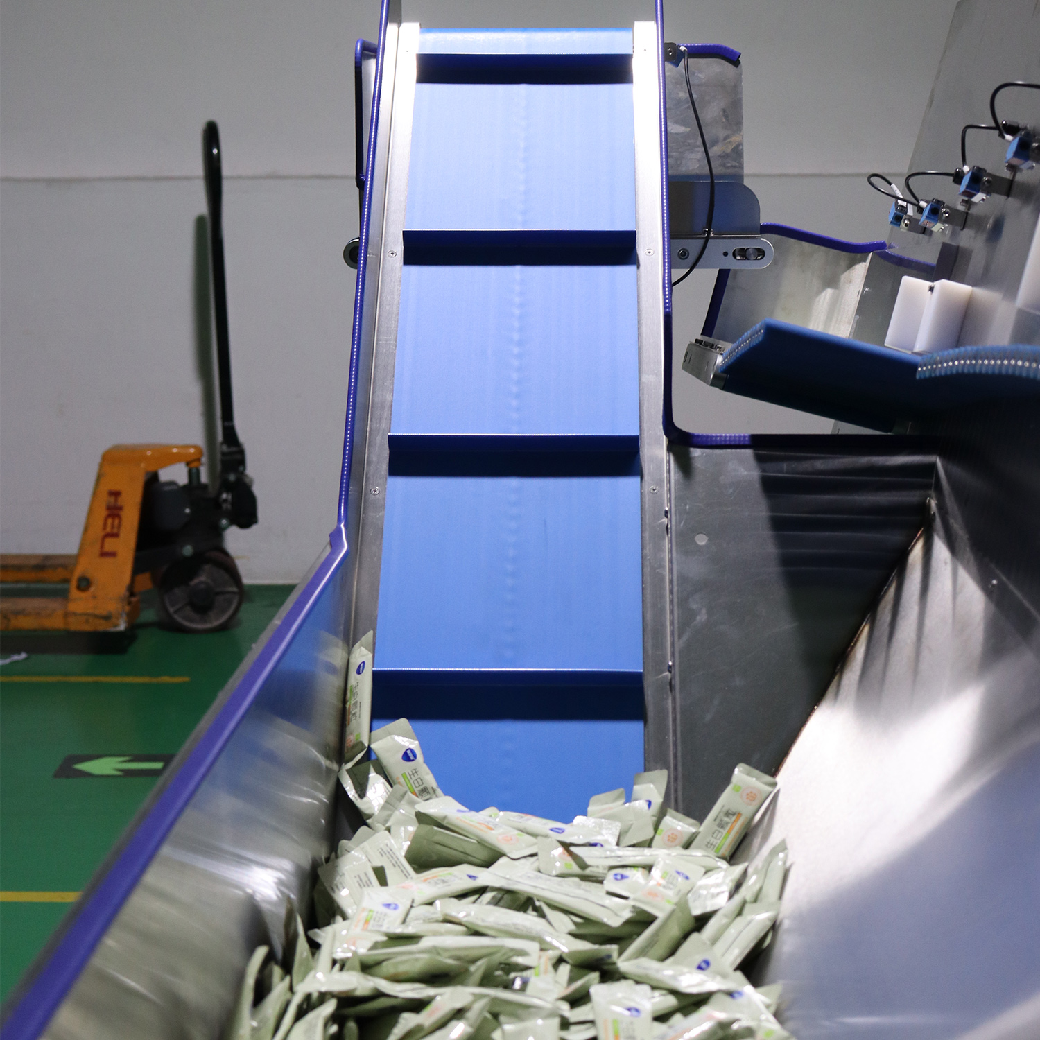 Automatic Vertical Side-Loading Cartoning Machine for Stick Packs, Sachet Bars