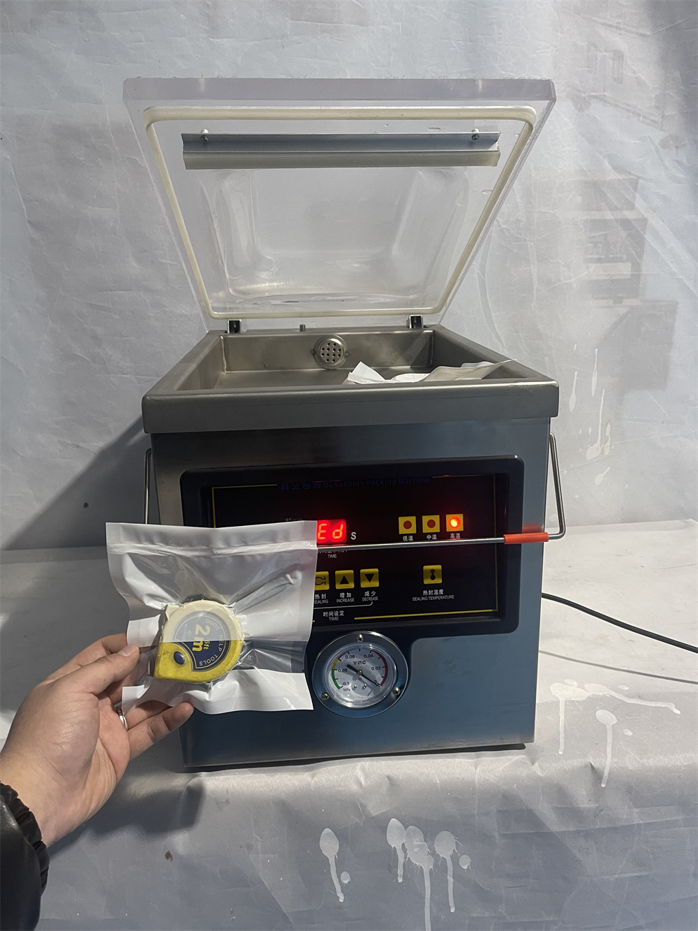 Wholesale Single Chamber Vacuum Packaging Machine DZ-260 Household Desktop Small Food Vacuum Packaging Machine