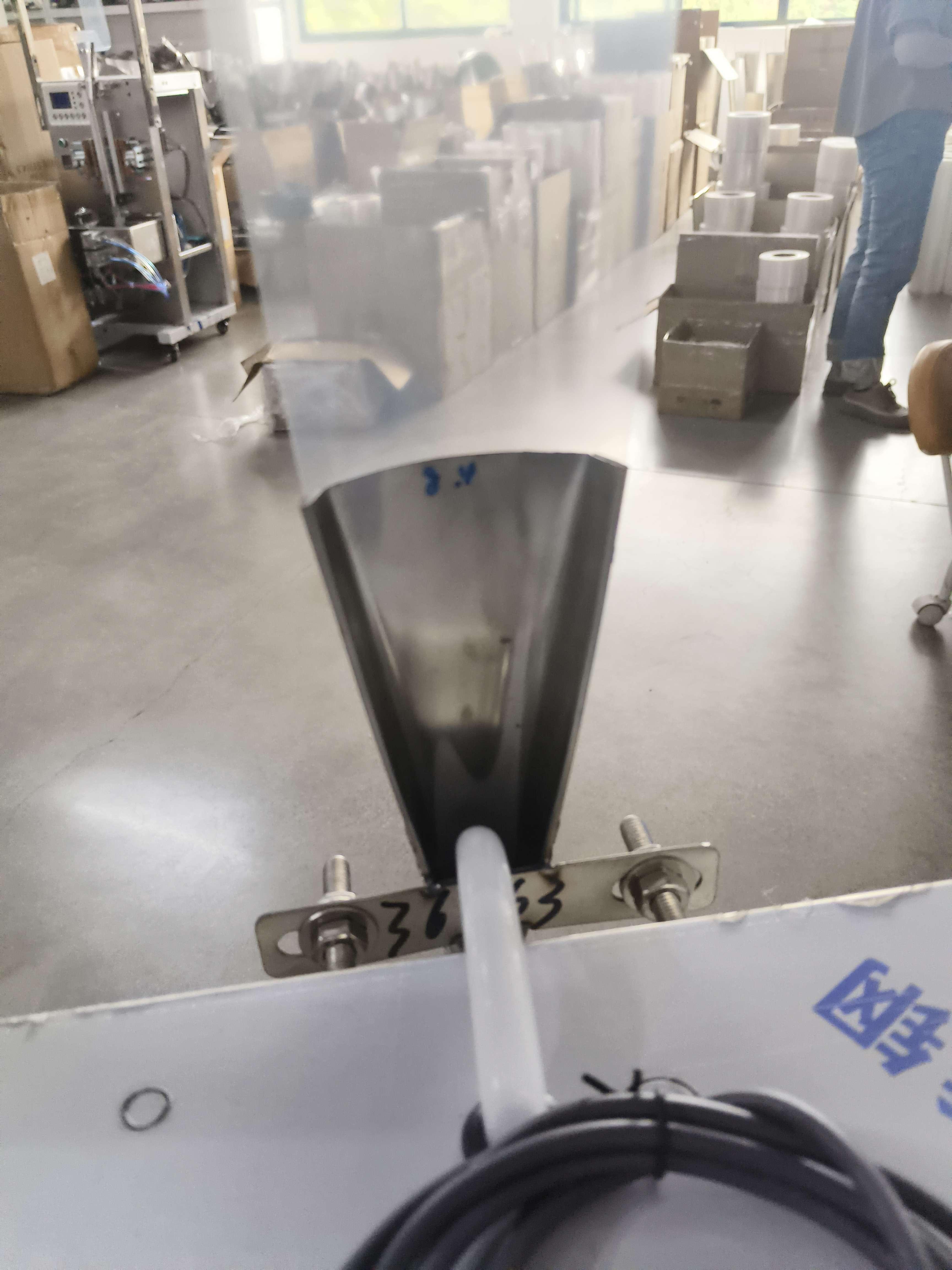Y-200 High Precision Liquid Packaging Machine, Automatic Piston Filler for Olive Oil and Juice