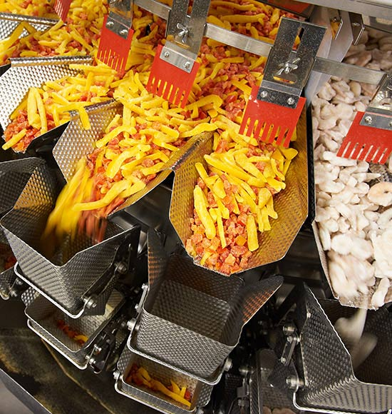 Semi-automatic Combiweigh Multihead Weigher 500g-3kg Plantain Chips Packaging Machine Multihead Weigher Weighing Packing Machine