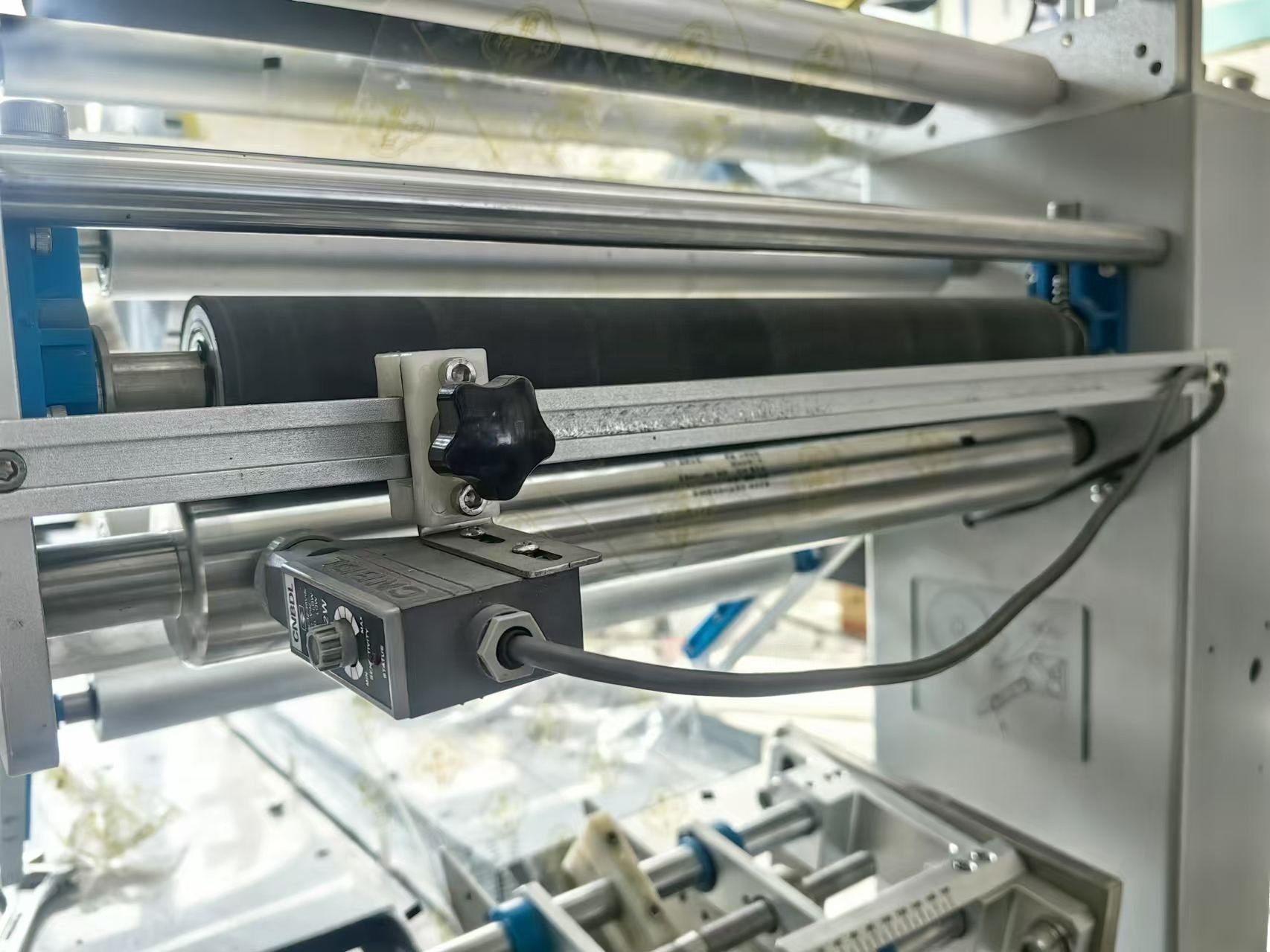 SZ-180 Automatic Horizontal Multi-Function Pillow Flow Pack Machine for Food Bags High Efficiency Paper Packaging