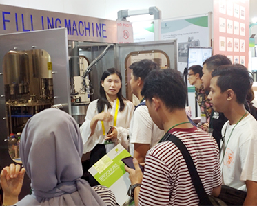 Exhibition View 3