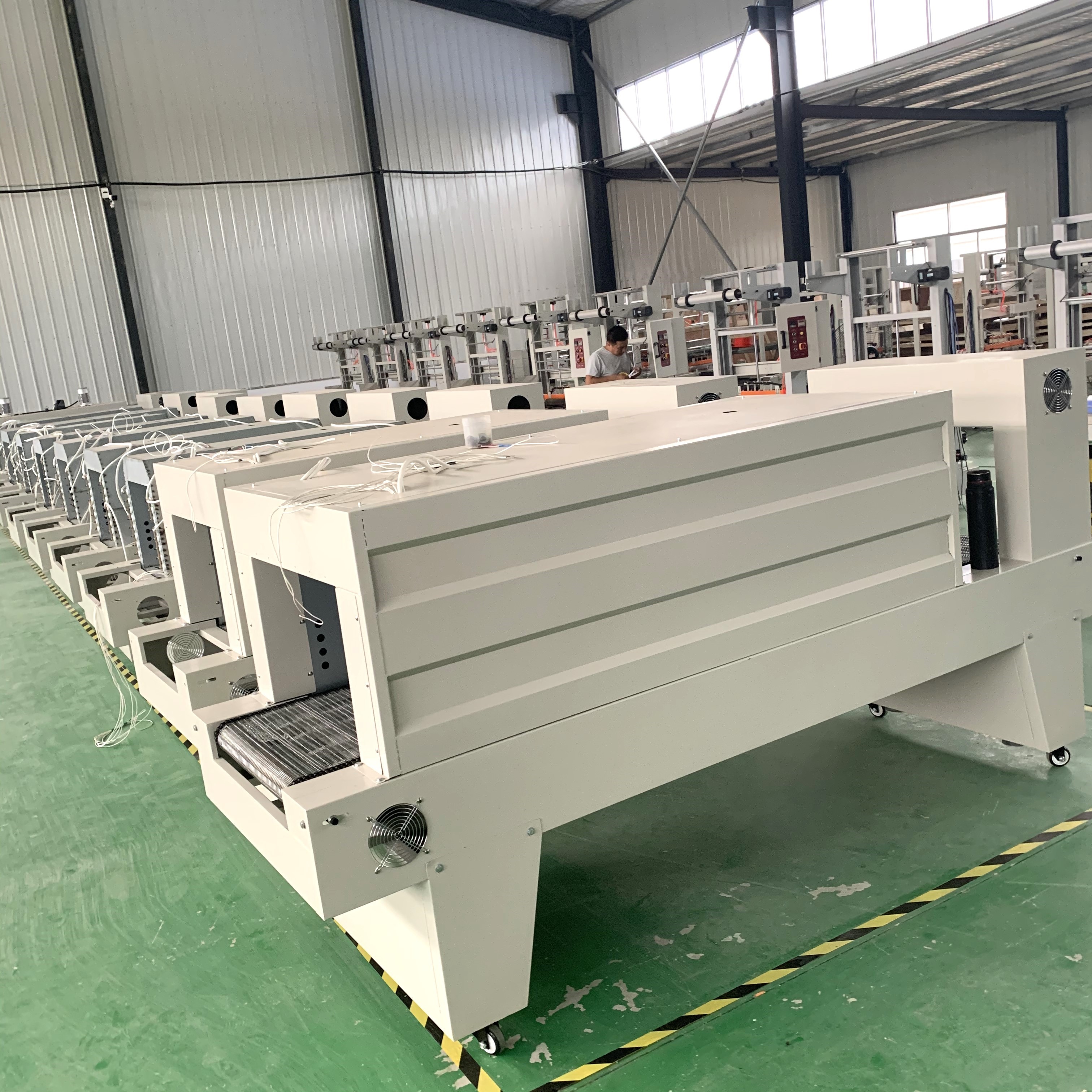 Shrink wrapping machine detail 4