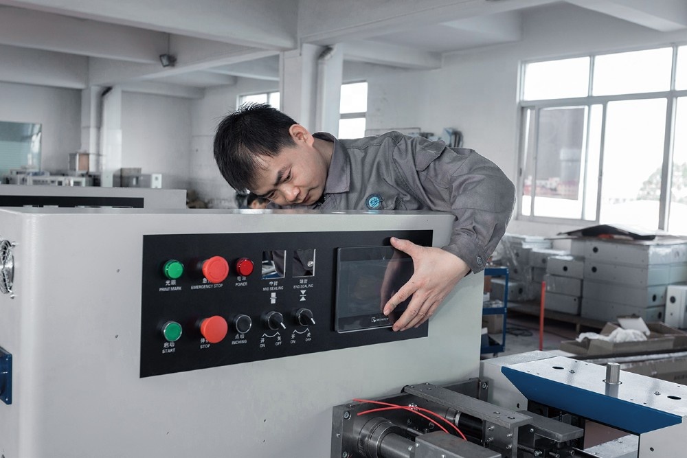 Pillow Machine Workshop