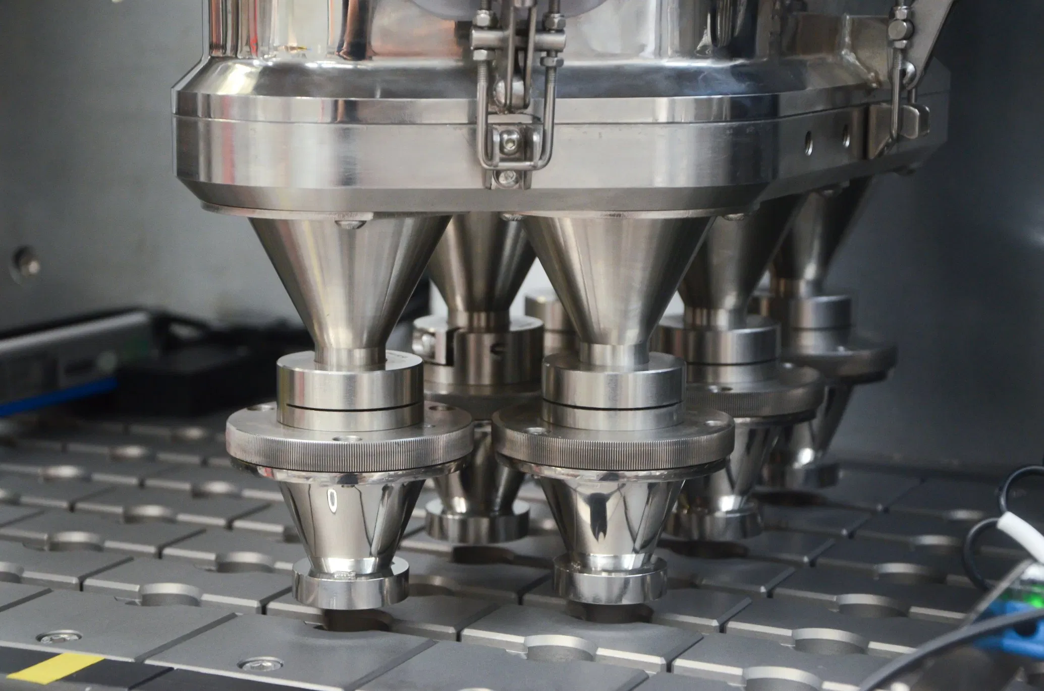 Six Lanes Single Serve Cup Granules Small Cup Filling and Sealing Machine