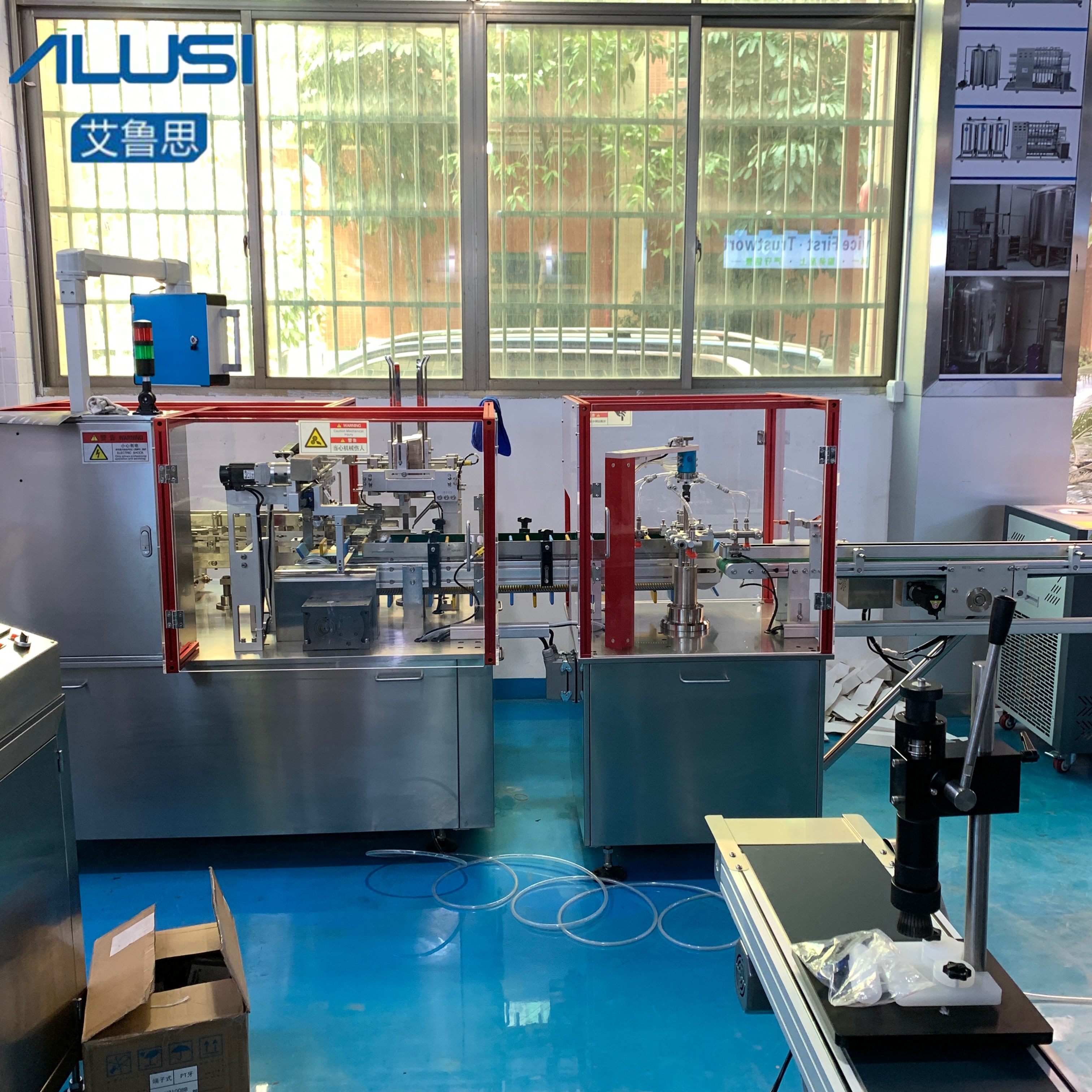 Industrial-Strength Box Gluer Machine Perfect for Carton and Folder Gluing Needs Folding Gluing Cartooning Machines