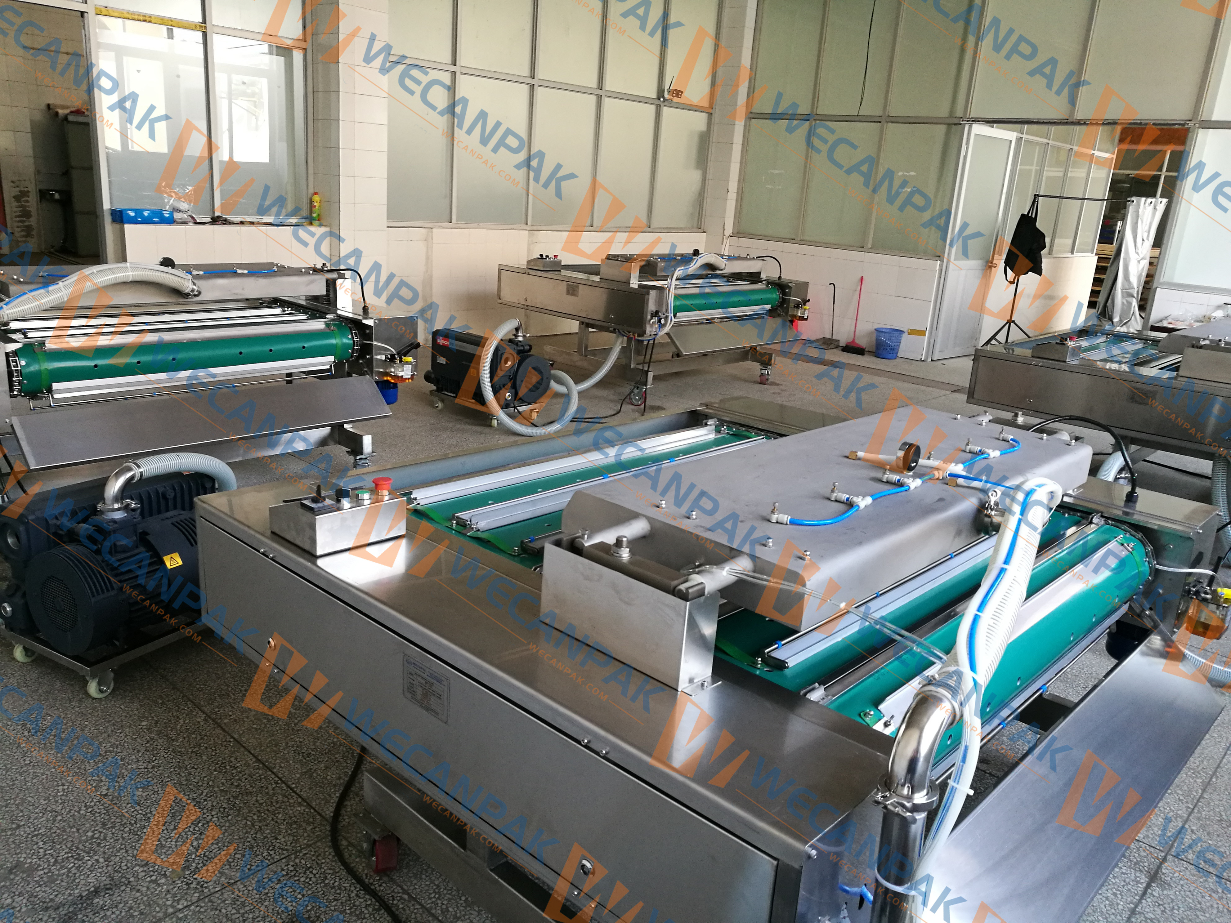 New Semi-Automatic Electric Belt Type Vacuum Packing Machine for Food &amp; Beverage Packaging with Long Service Life