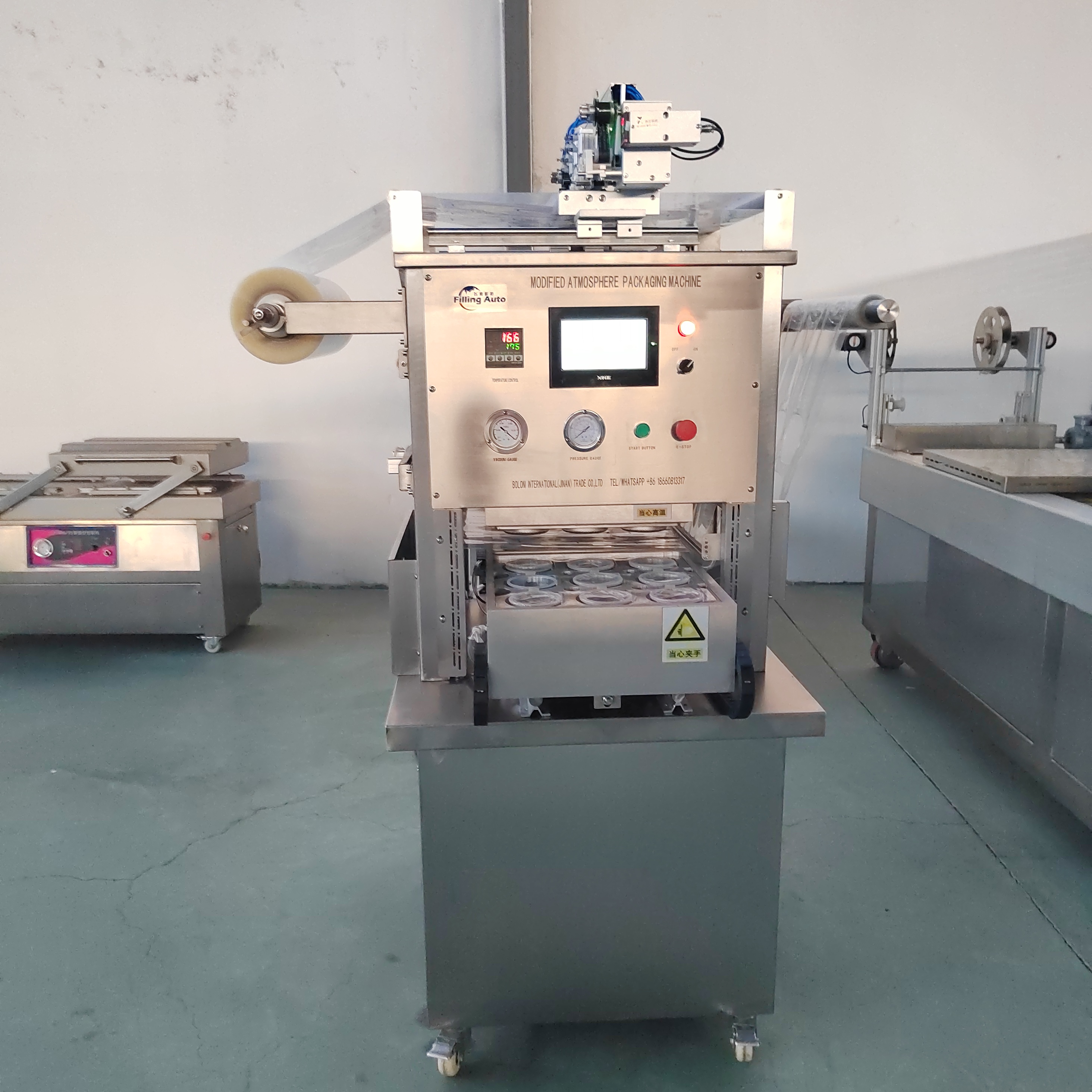 Modified Atmosphere Vacuum Tray Sealer Map Packaging Machine for Food Ready Meal Meat Fish Salad With Film
