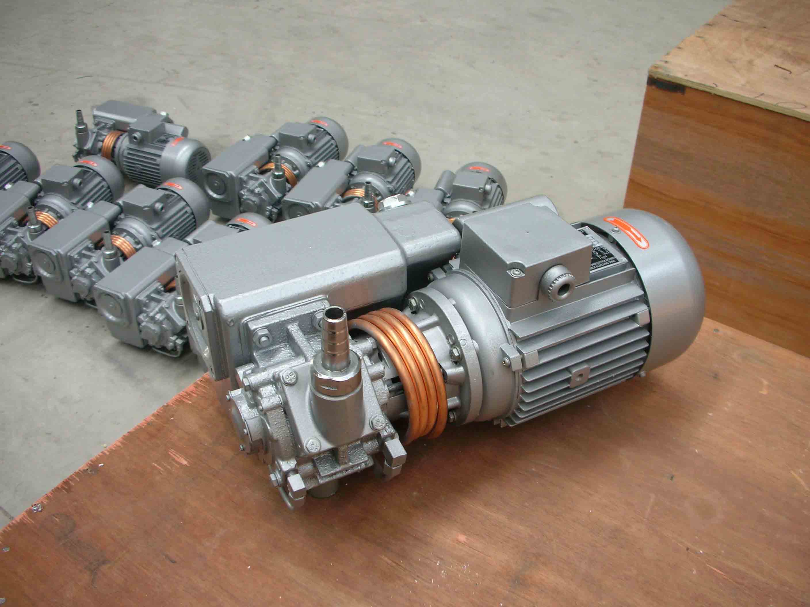 Vacuum pump