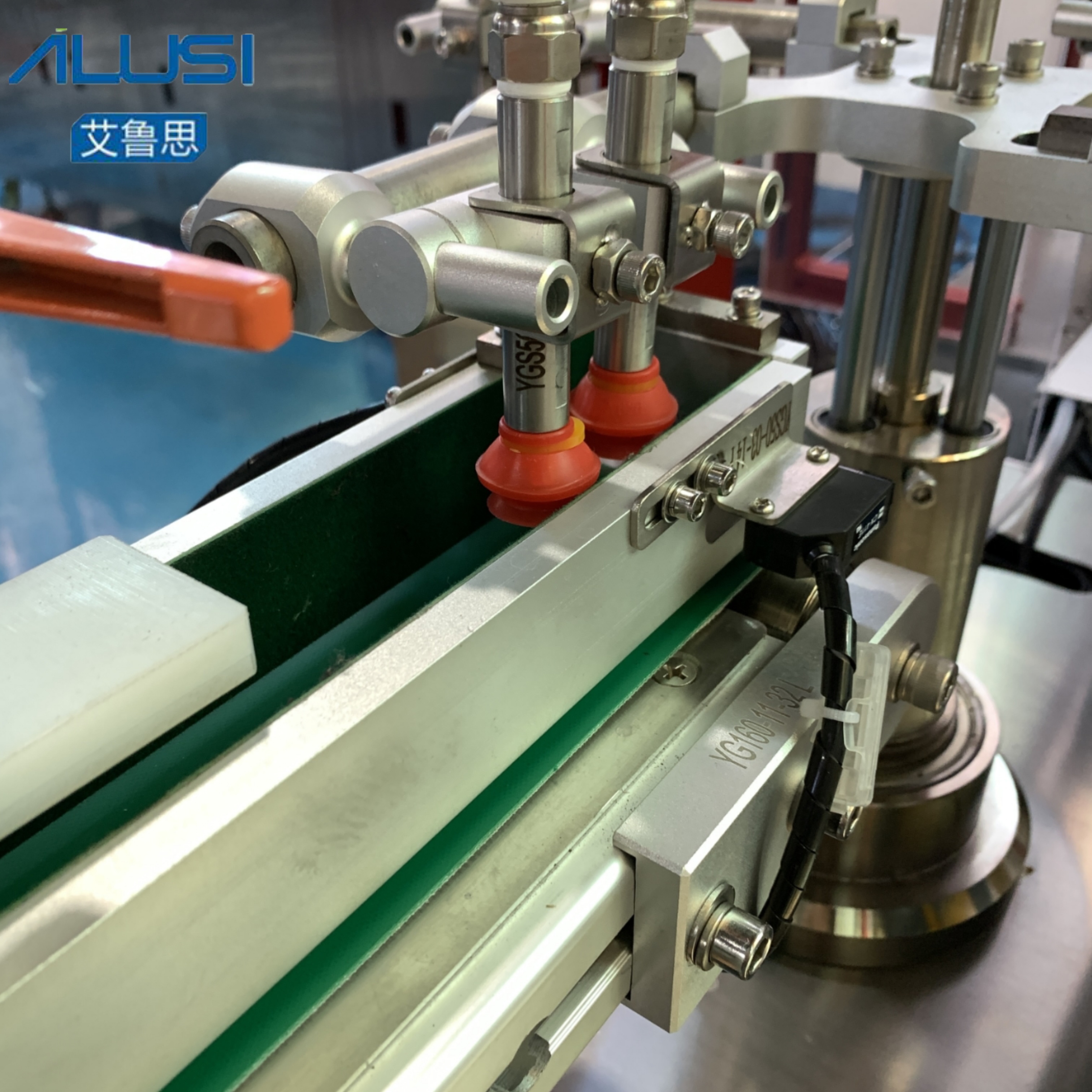 Industrial-Strength Box Gluer Machine Perfect for Carton and Folder Gluing Needs Folding Gluing Cartooning Machines
