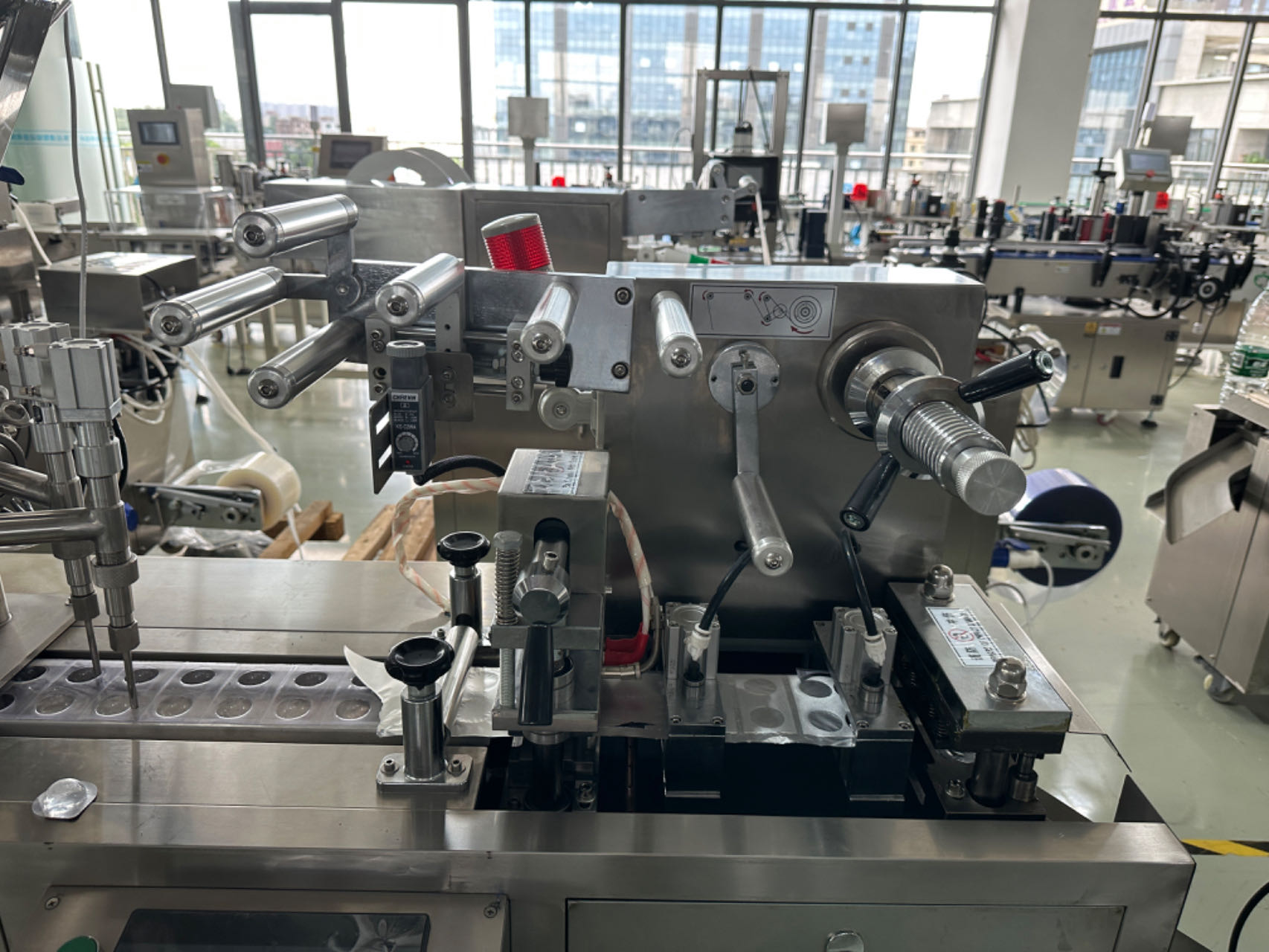 High Speed Honey Jam Blister Packaging Machine Thermoforming Blister Packing Machine