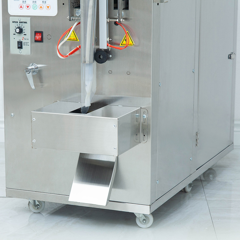 Automatic Sachet Packaging Machine Yoghurt Three Side Seal Liquid Pack Machine Facial Cream Paste Filling Machine