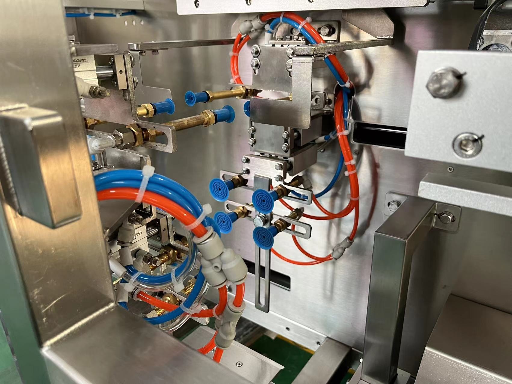 High Flexibility Ziplock Bag Packing Machine Zipper Pouch Packing Machine For Small Business