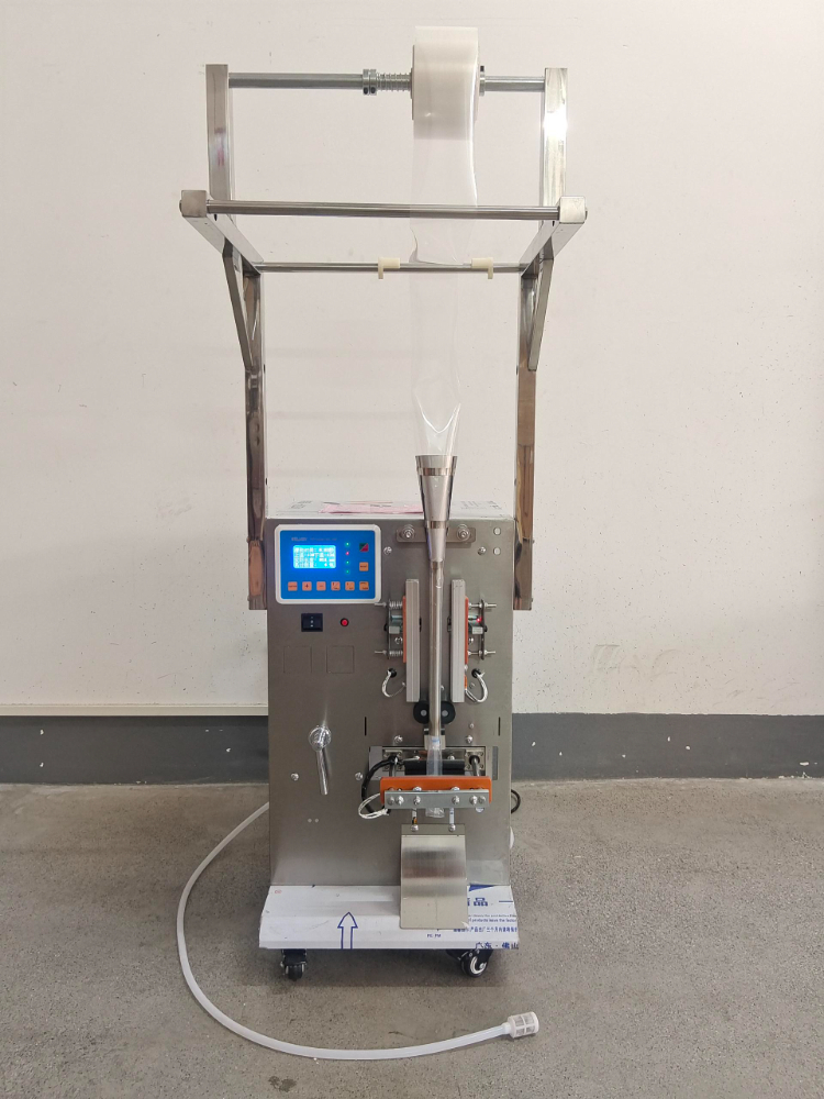 Y-200 High Precision Liquid Packaging Machine, Automatic Piston Filler for Olive Oil and Juice