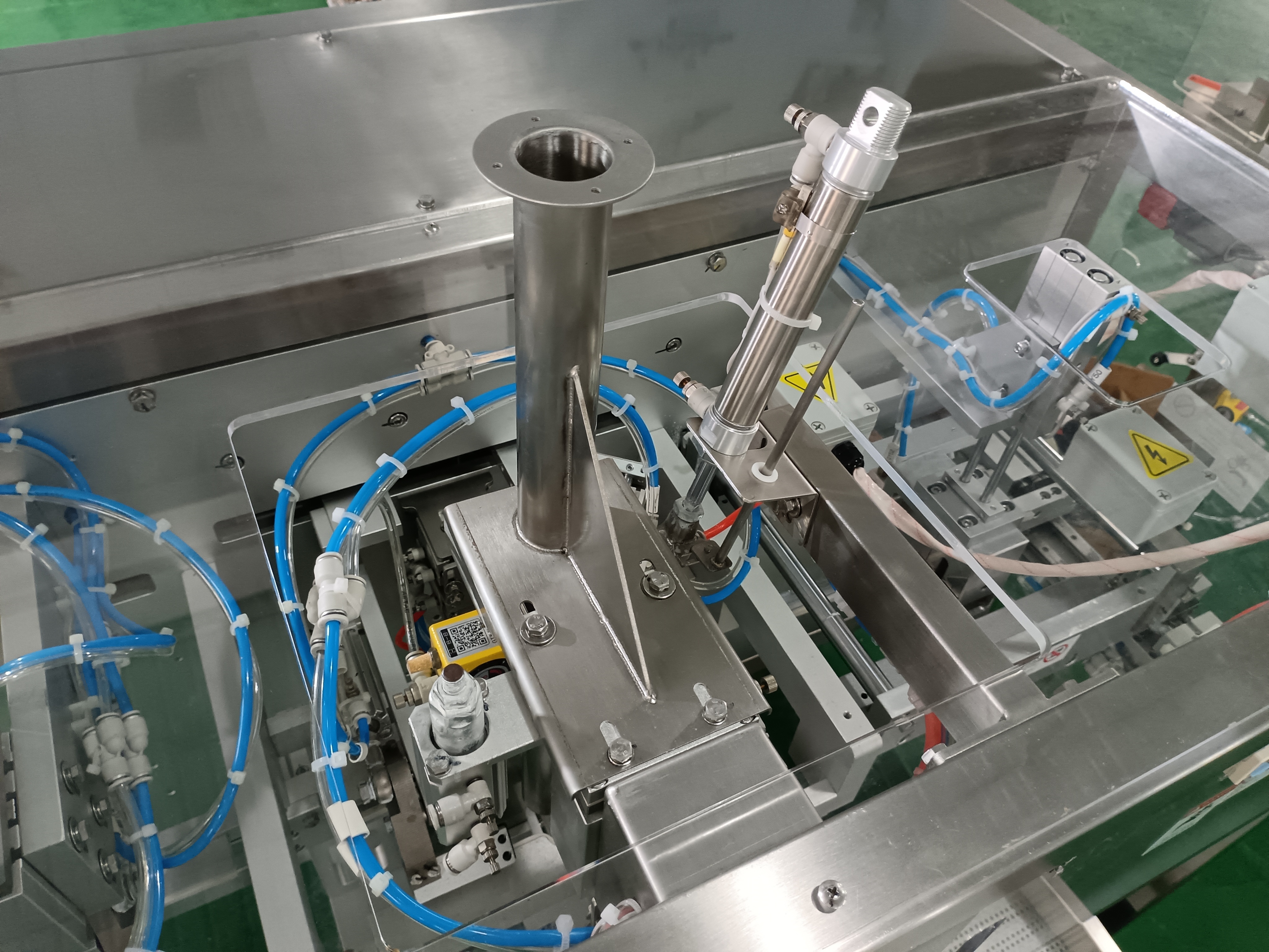 High Flexibility Ziplock Bag Packing Machine Zipper Pouch Packing Machine For Small Business