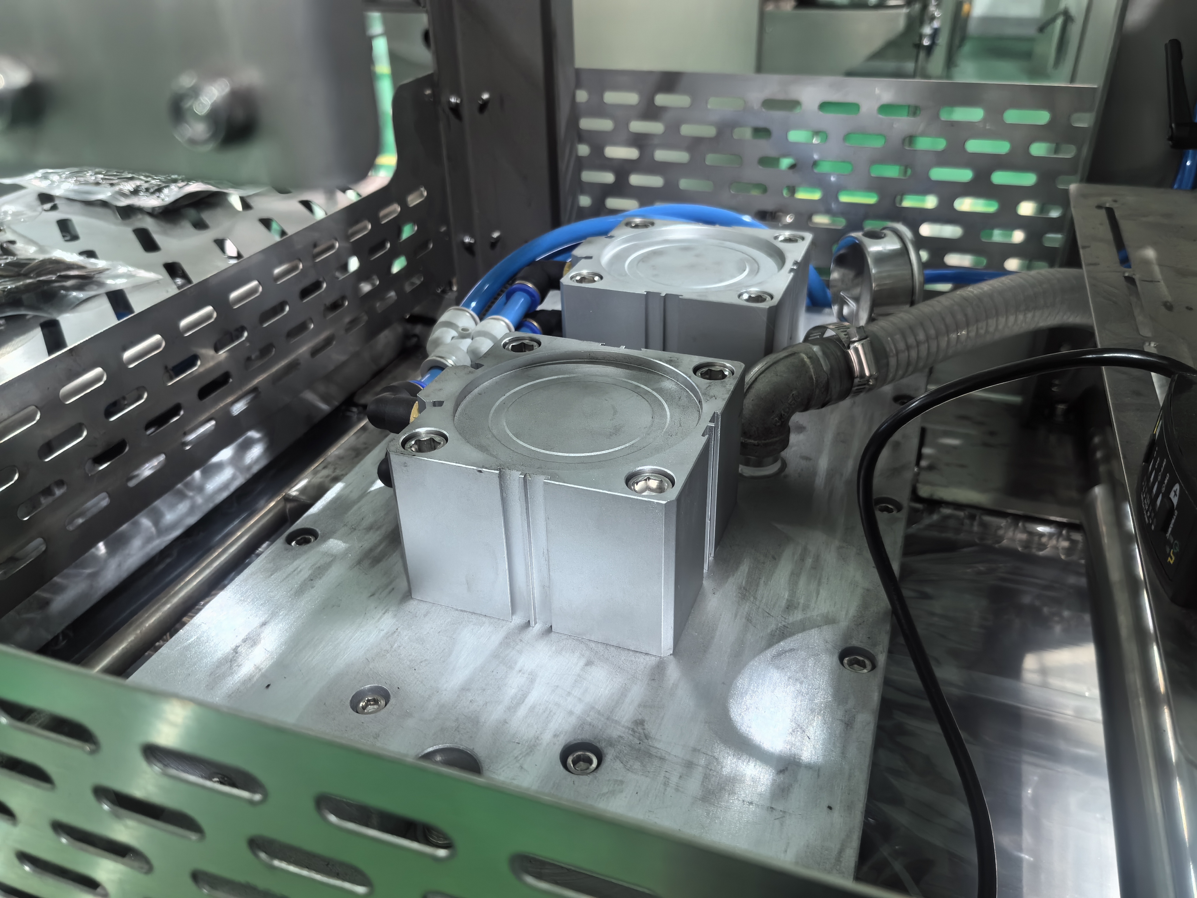Vacuum Pump System
