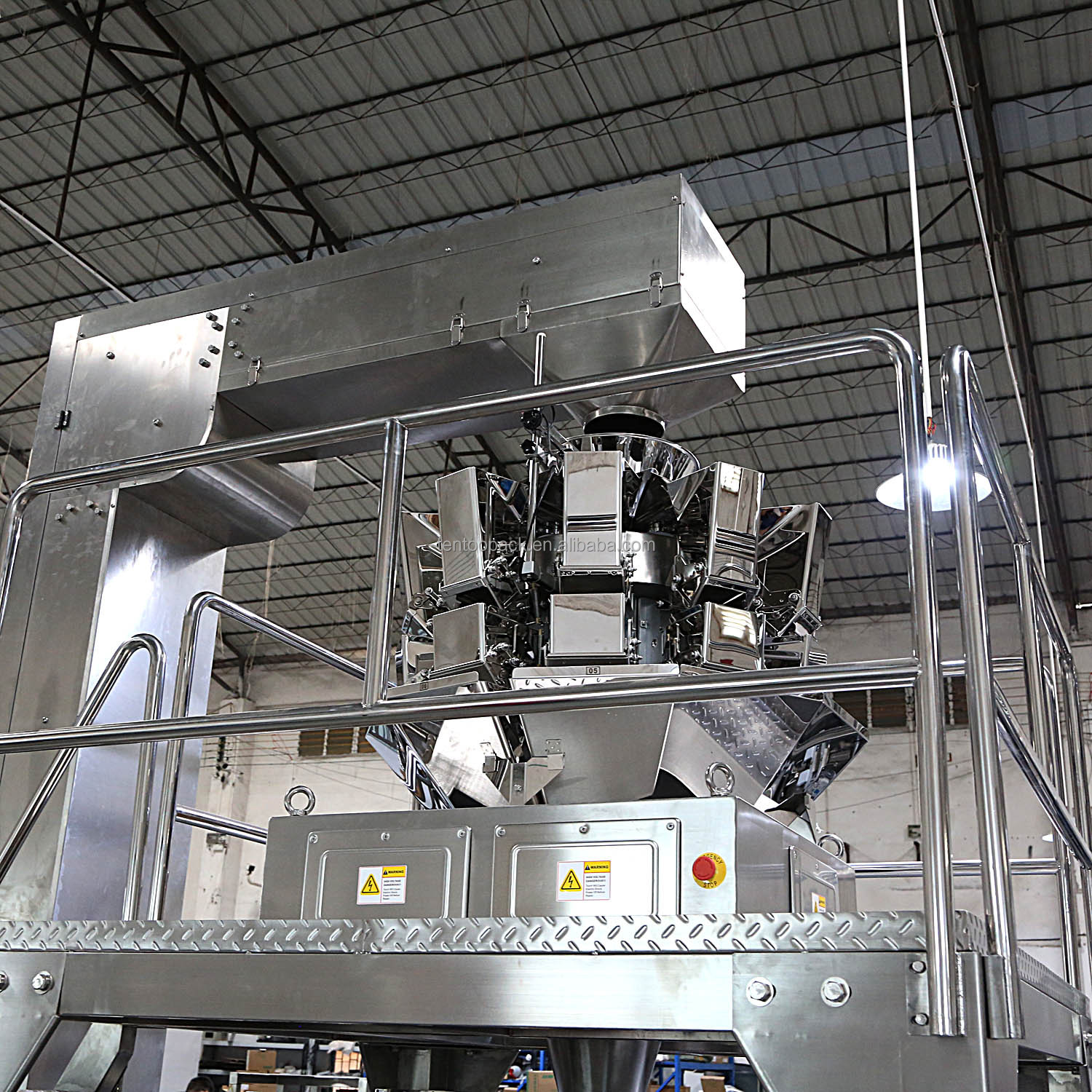 Automatic Vertical Form Fill Seal Plastic Bag Pouch Small Grain Salt Sugar Packaging Machine