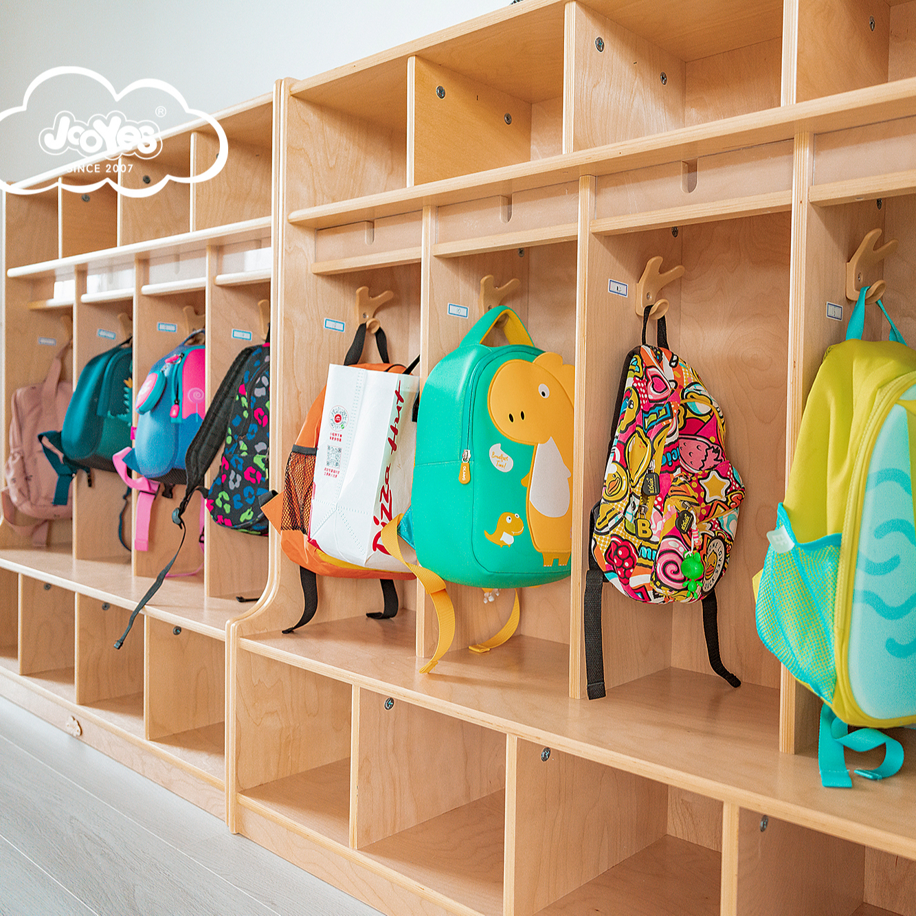 Childhood Ranch Series Kindergarten School Bag Cabinet Creche Furniture Preschool