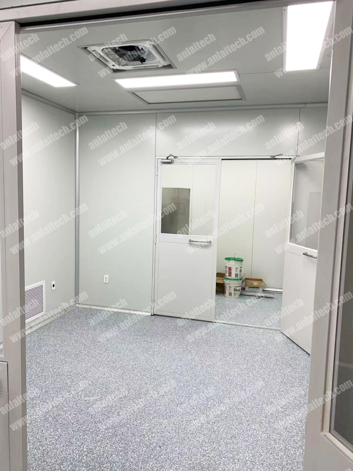Laboratory Modular Hard Wall ISO 7 Cleanroom Assembly Portable Clean Room Booth