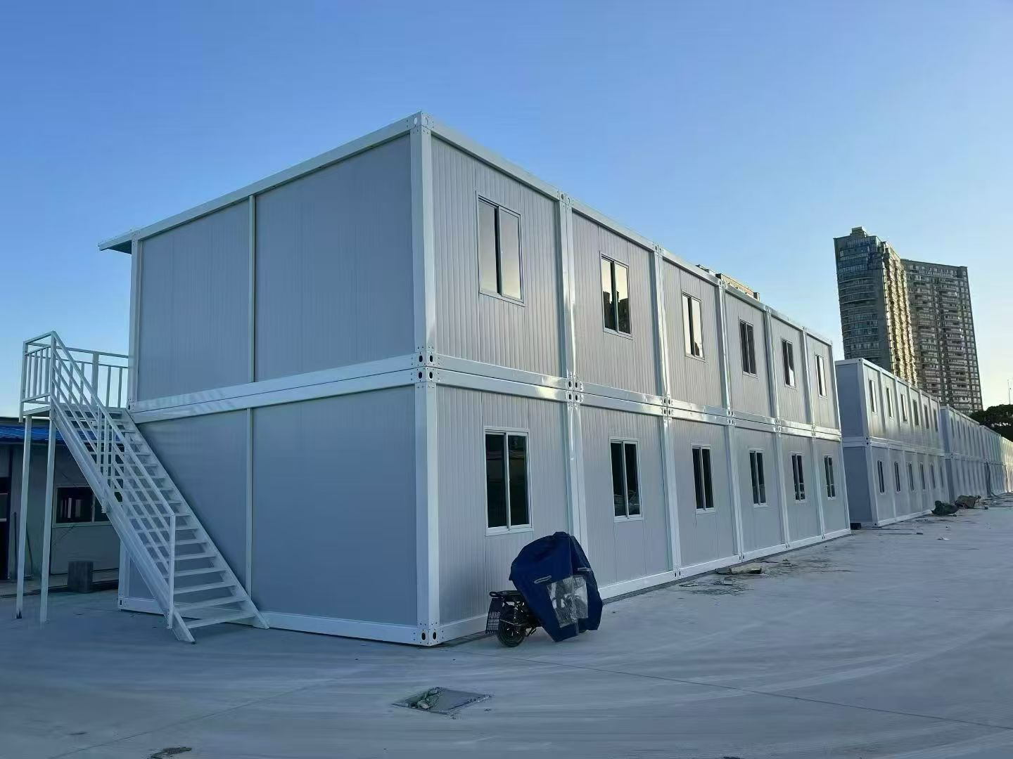 Luxury 2-Story Prefabricated Container Duplex House, 2 Bedroom Detachable Modular Home