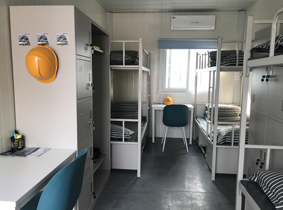 Fast Installation Modular Mobile Hospital Prefabricated Flat Pack Container Traditional Medical Clinic House Camp Made Sandwich