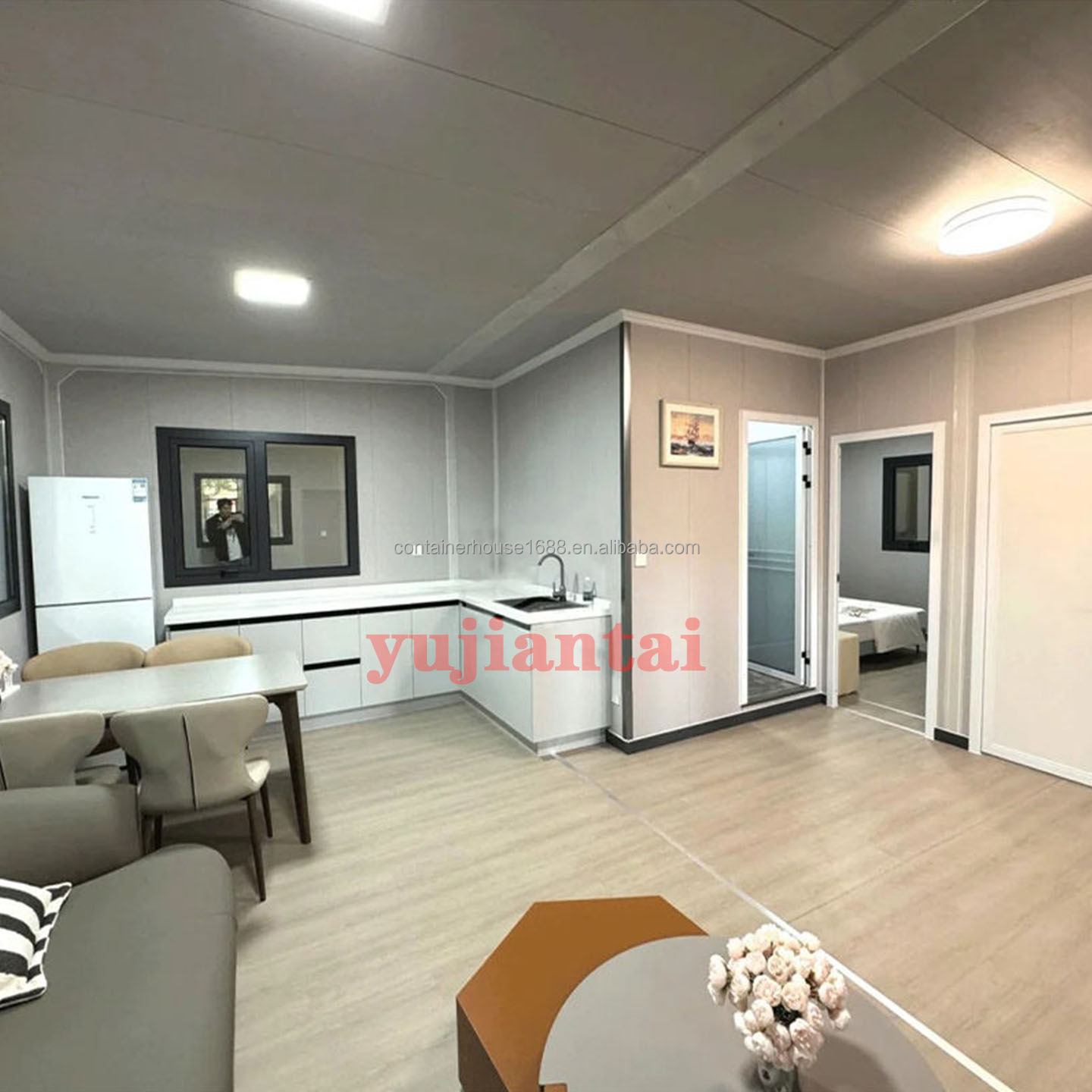 Prefab Container House Office Warehouse Modular Homes Mobile Toilet Flat Pack 40ft Container House Flat Pack Container House