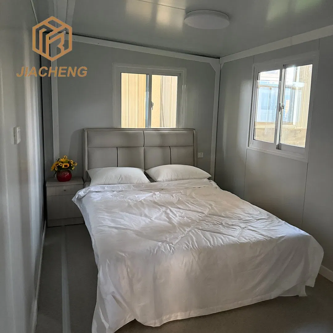Wholesale Prefabricated 20FT/30FT/40FT Luxury Mobile Home 5 Bedroom Prefab Villa Expandable Container House