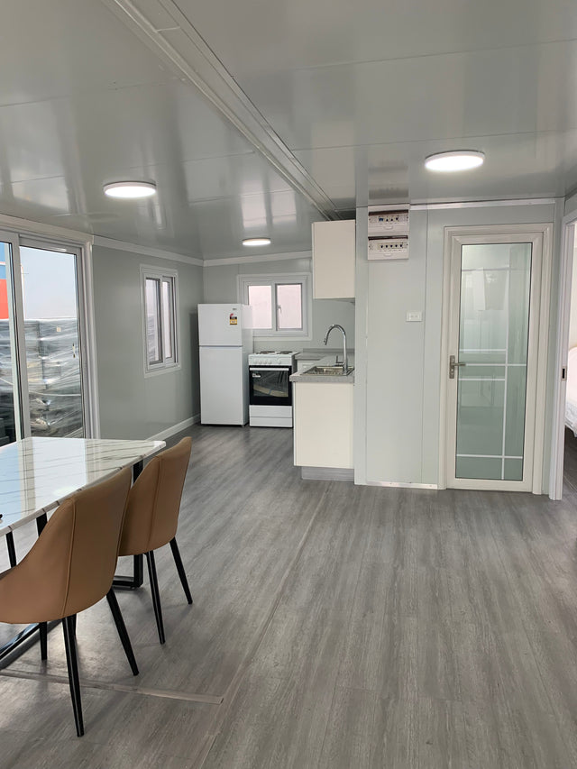 XH Modular House Tiny Container Home Granny Flat Expandable Container 20ft Luxury House with Bedroom