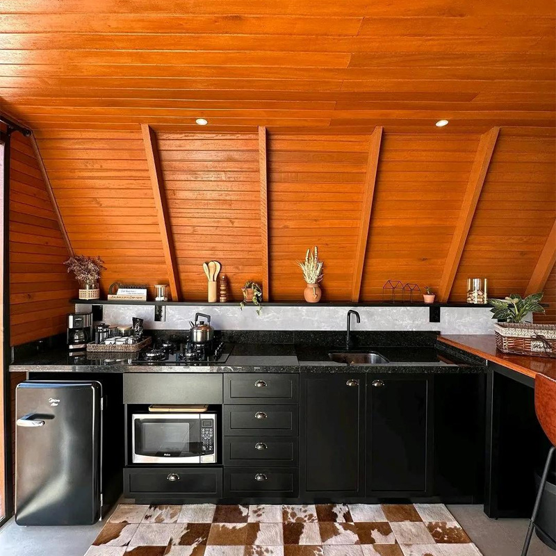 Luxury A-Frame Low-rise Villa Heat-insulated Modular Home Prefab Tiny Triangle House for Apartment Prefab Cottage