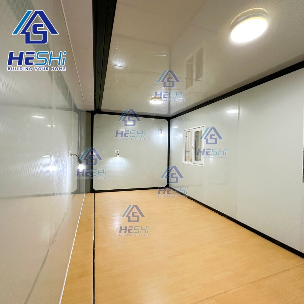 Custom Prefabricated Panel 20Ft 40Ft Expandable Container House Prefab Bungalow Home 2 4 5 Bedroom Casas Prefabricadas