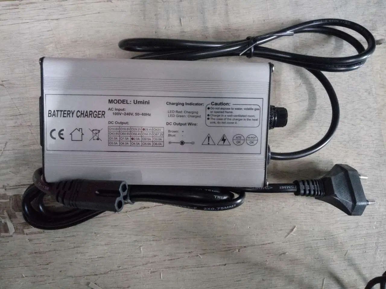 12.6V/16.8V/84V /5A/10A/12A/15A Smart Battery Charger for Lithium-Ion/LiFePO4 Battery