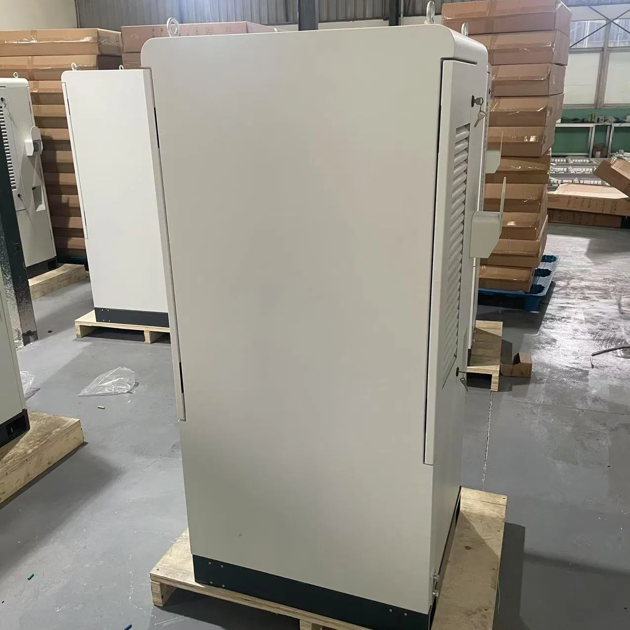 Industrial Electric Vehicle Charger with Dual Outputs 200A