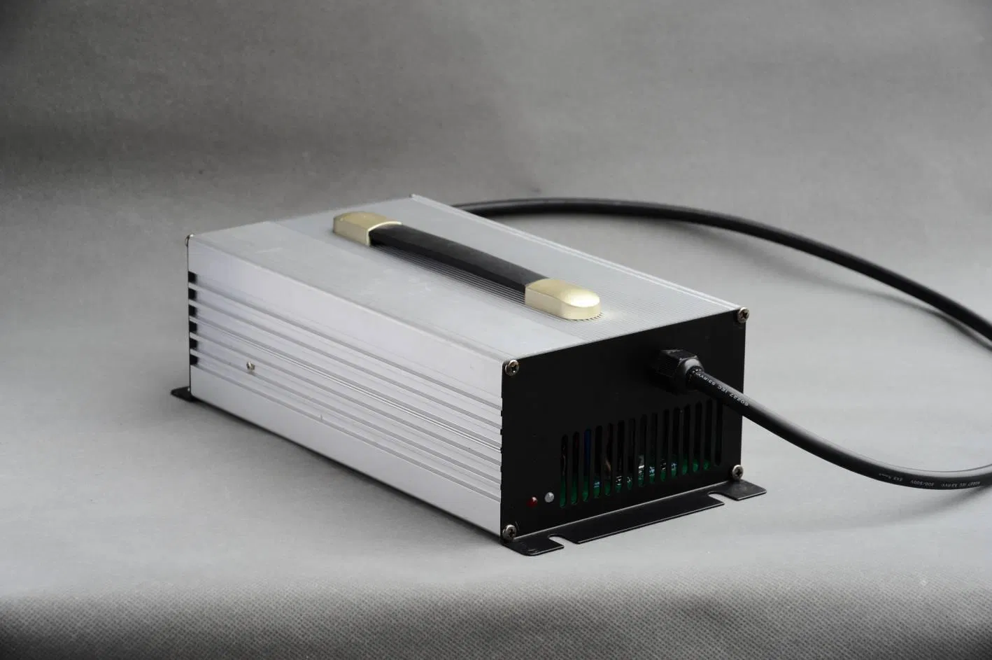 12.6V/16.8V/84V /5A/10A/12A/15A Smart Battery Charger for Lithium-Ion/LiFePO4 Battery