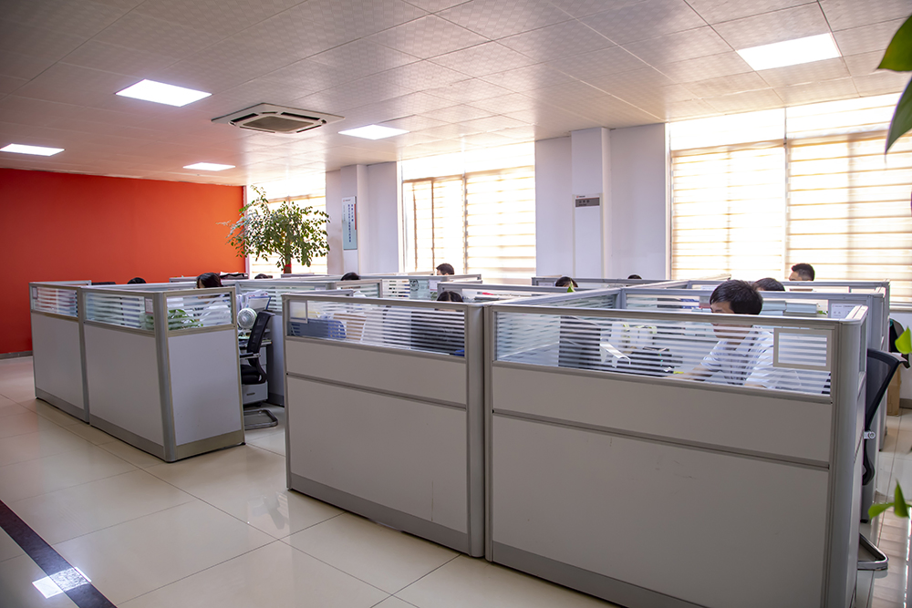 Yingjiao Chinese Supplier Micro USB to 2.5mm DC Adapter Chargers