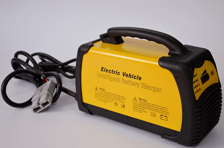 Smart Function Fast Battery Charger for Boats Golf Carts