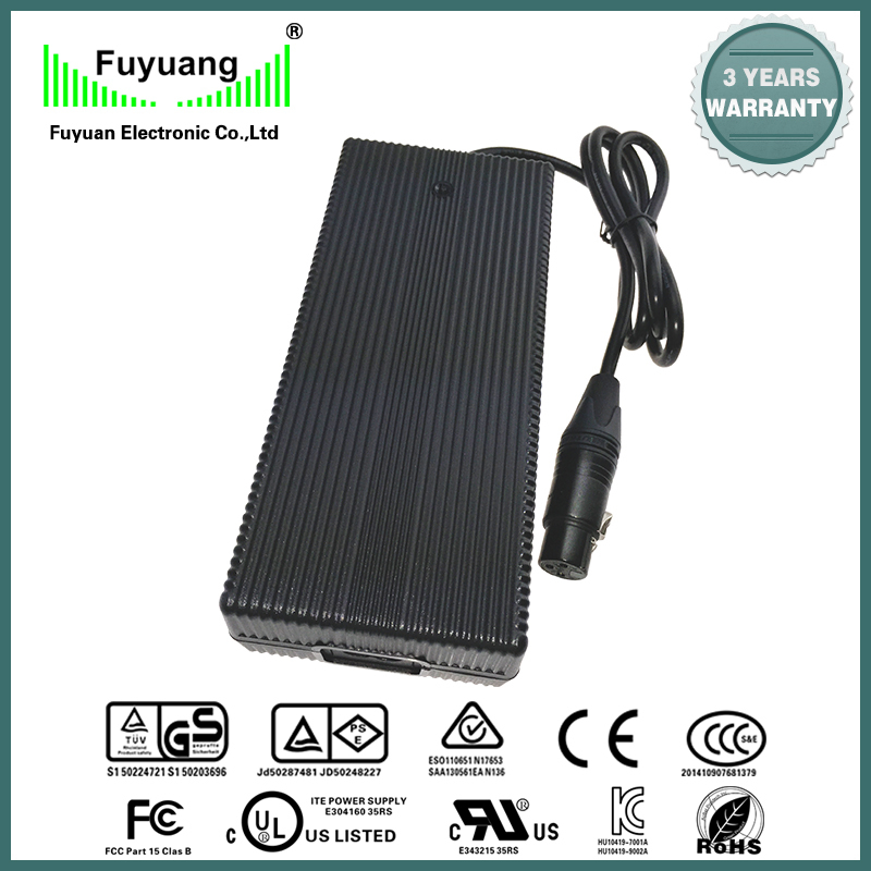 Fuyuan Portable High Power AC DC 42V 9A Lithium Battery Charger with Certificate