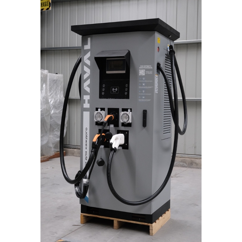 High Power AC DC EV Charger 120kw Chademo/CCS2 Type 2 EV Battery Charging Station