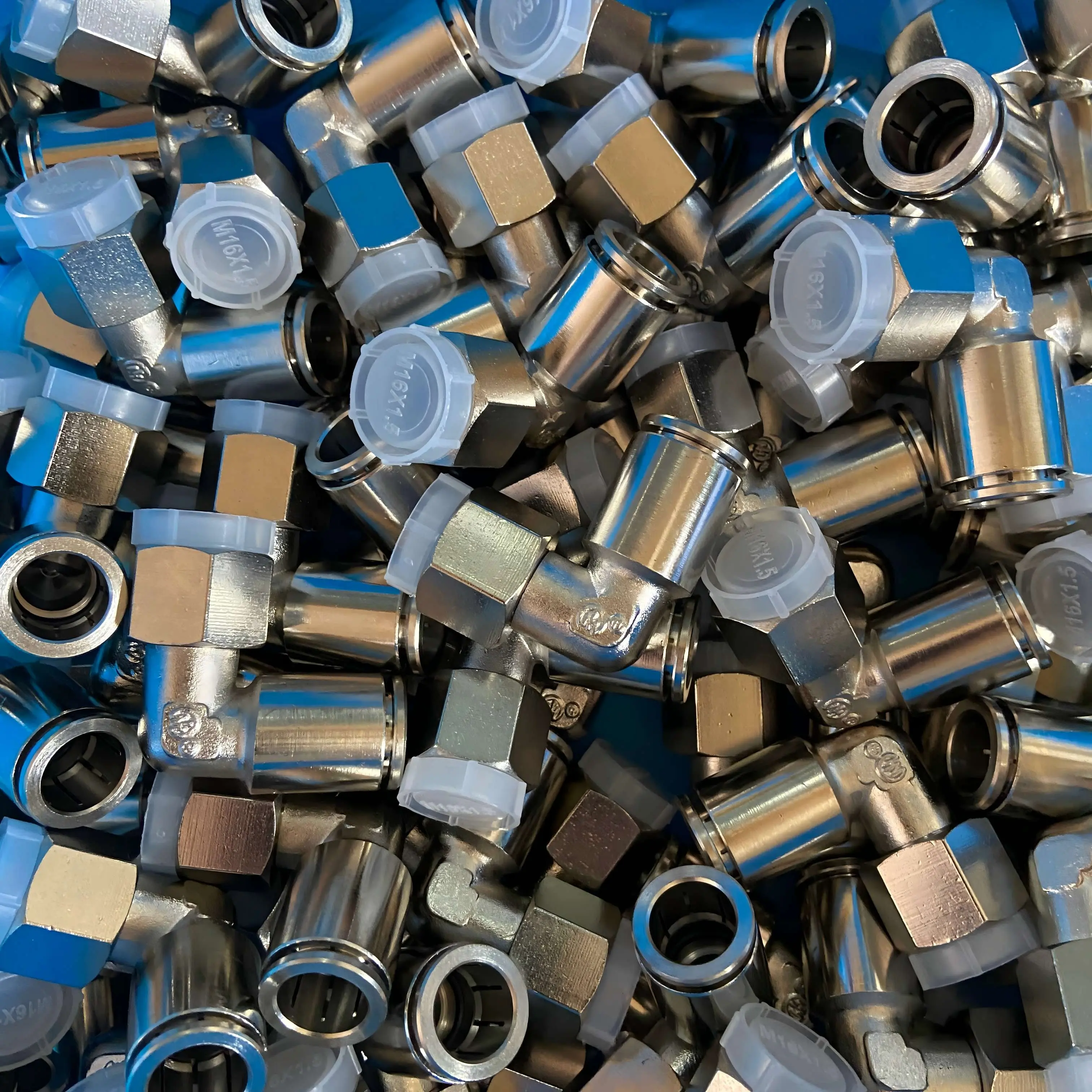ODM PLF-Elbow female push in fittings(360° rotatable thread) Factory, Company