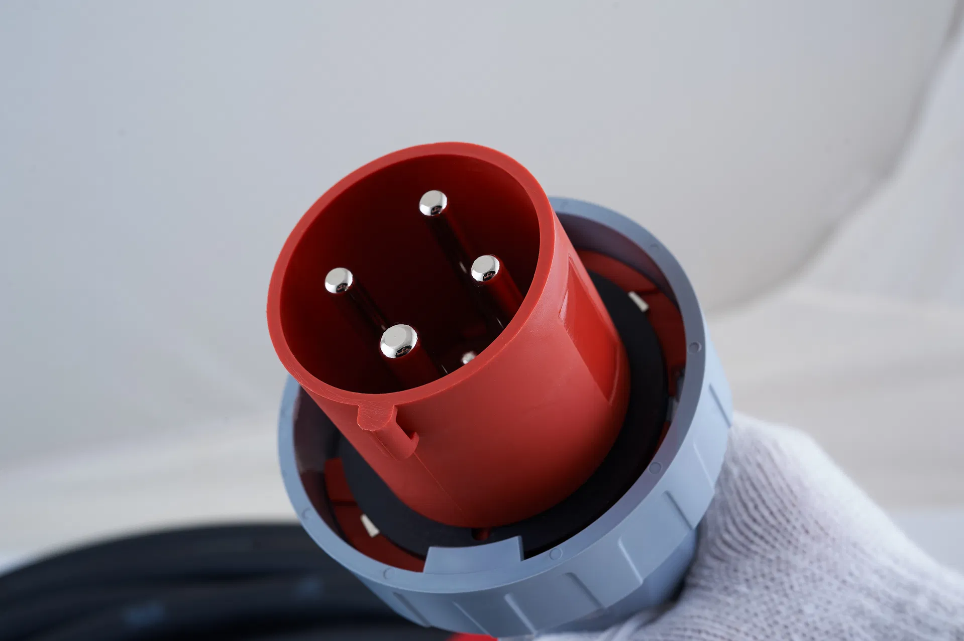 Conector à Prova d'Água Durável 125A 4 - Plugue Industrial Mennekes