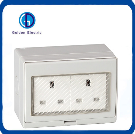 IP55 13A 4 Interruptor de Gang 1 Tomada Elétrica à Prova de Tempo Padrão Britânico