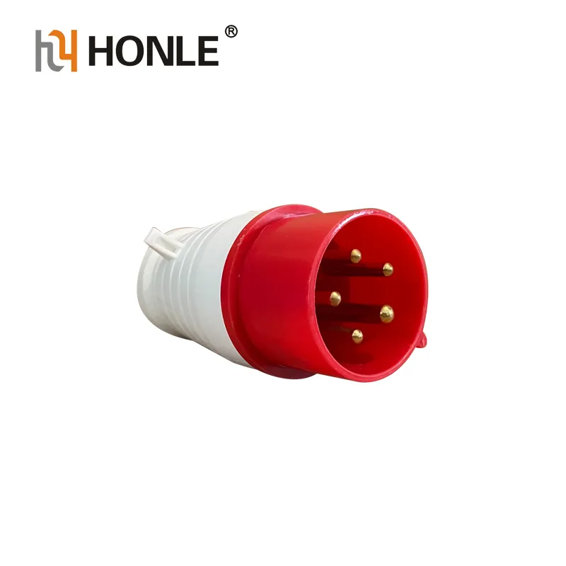 Conector com aterramento para aplicação industrial com tomada de plugue industrial
