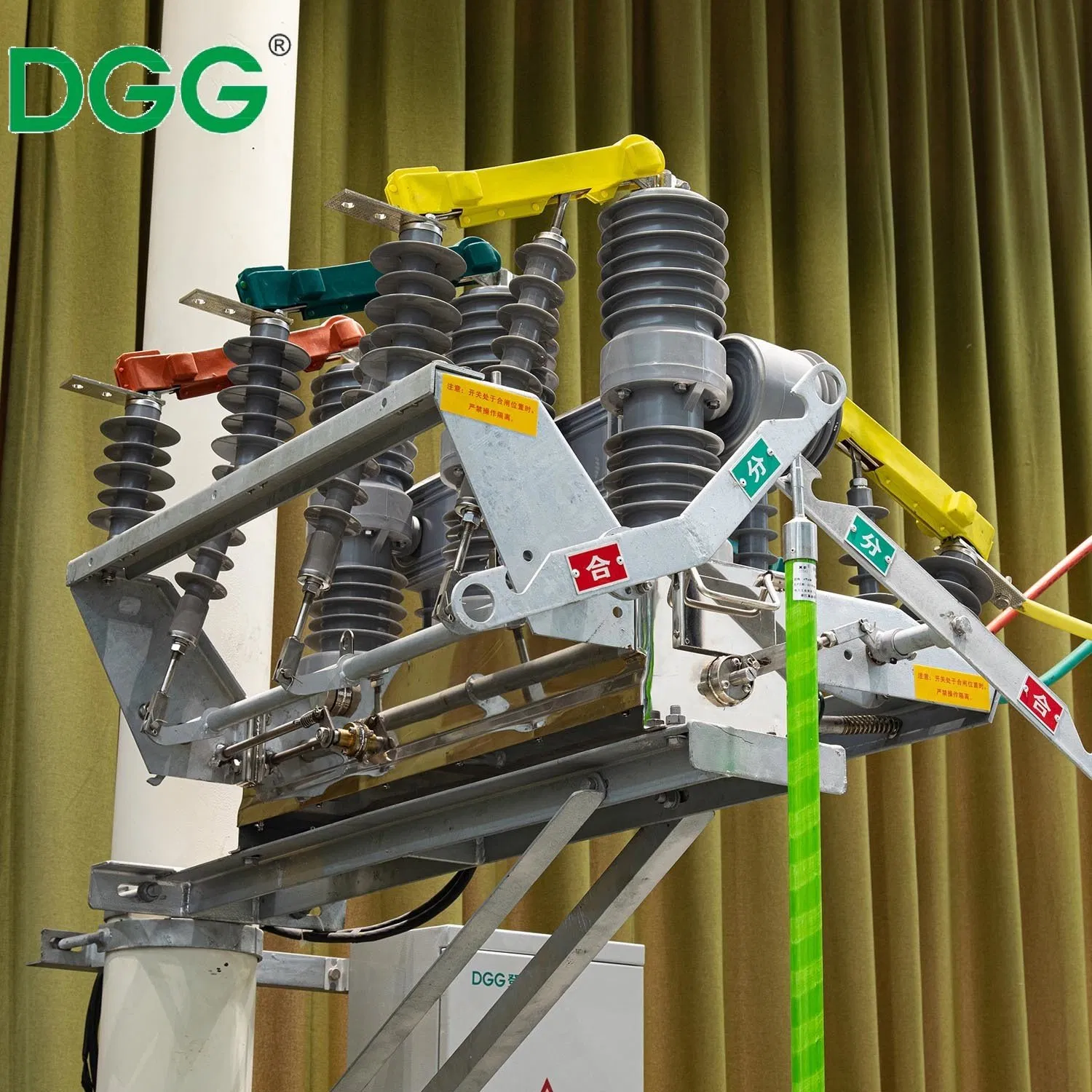 12kv Ao Ar Livre Sf6 Interruptor de Carga Elétrica Automático Inteligente Recloser Elétrico Interruptor de Carga Quebra de Vácuo