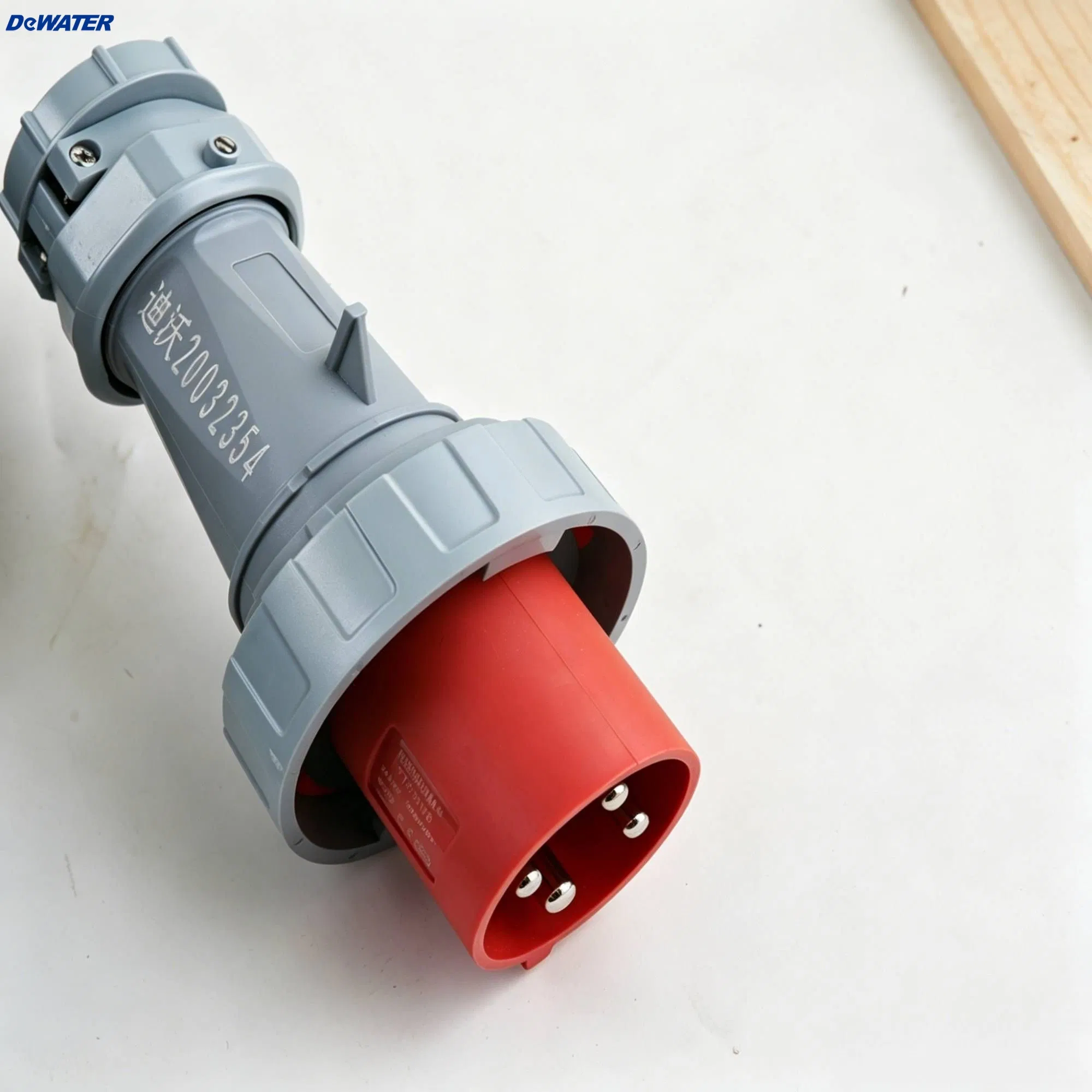 Conector à Prova d'Água Durável 125A 4 - Plugue Industrial Mennekes