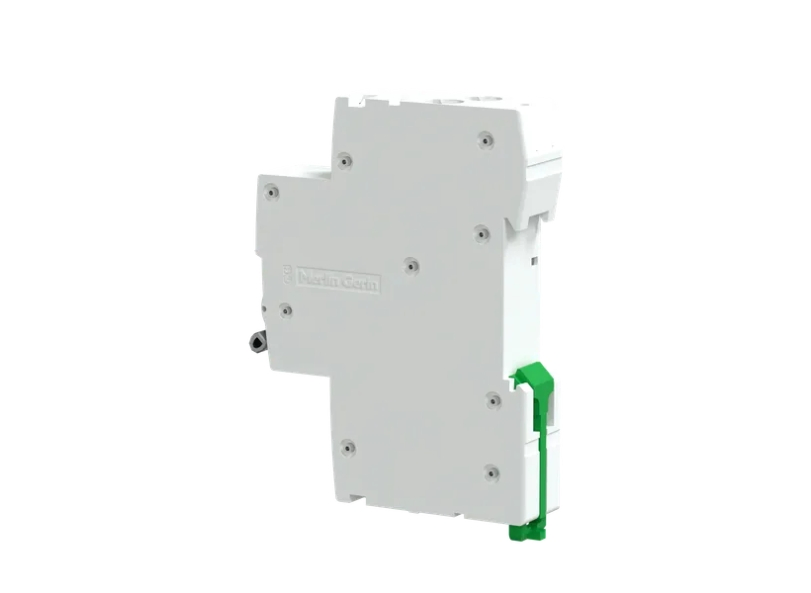 Parte elétrica de grau industrial com disjuntor diferencial residual RCBO da Schneider