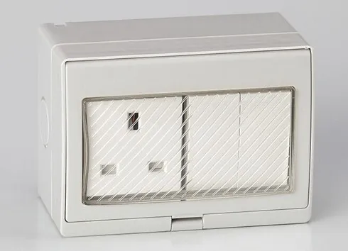 IP55 Tomada de Saída à Prova de Água 13A Dupla Sem Interruptor com Obturador