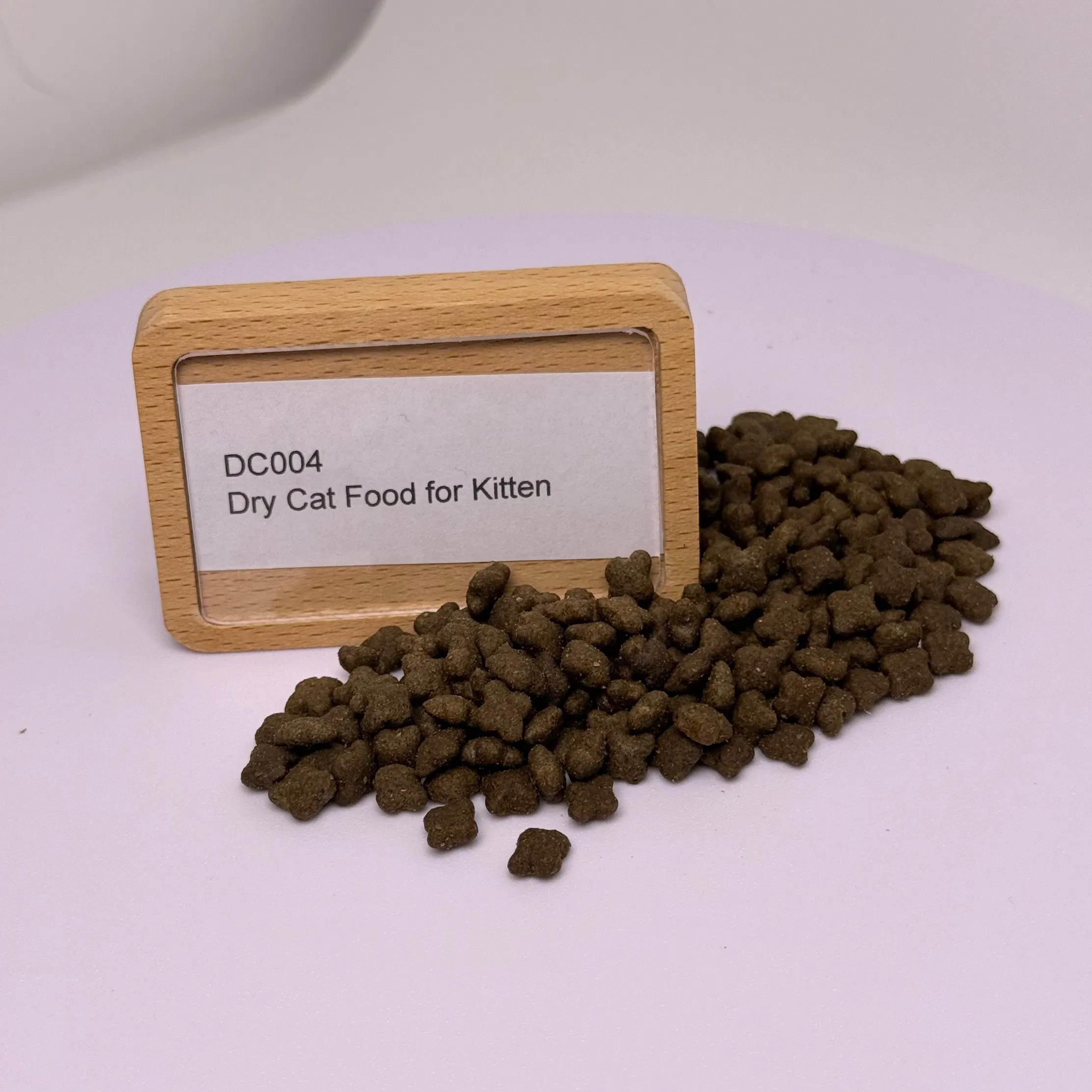 Nutritious Dry Cat Food Rich Protein Boost Healthy Growth for Young Kittens