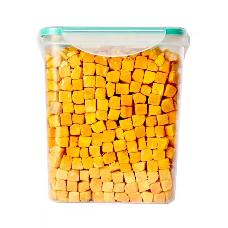 Gourmet Freeze-Dried Chicken Cat Food for Healthy Adults