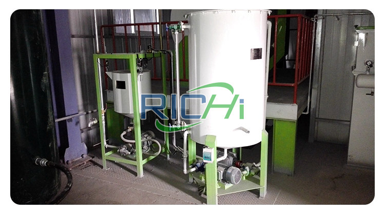 Customized 20-30T/H Complete Poultry Animal Cattle Chicken Feed Factory for Algeria Customer