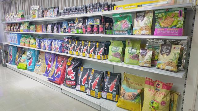 Natural dry pet food kibble varieties produced at Nill Paws