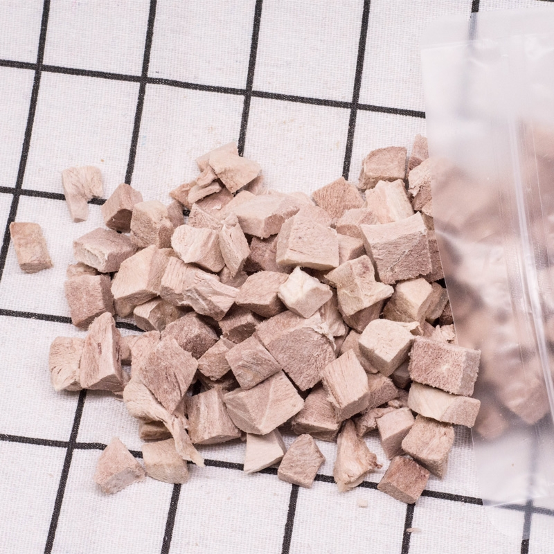 Freeze-Dried Chicken Dice Natural Cat Dog Food Pet Treat
